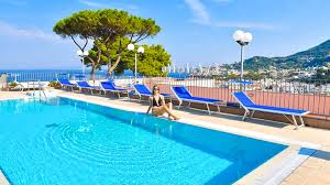 TERME BEACH RESORT – V.le C. Colombo, 161 – Punta Marina (RA)